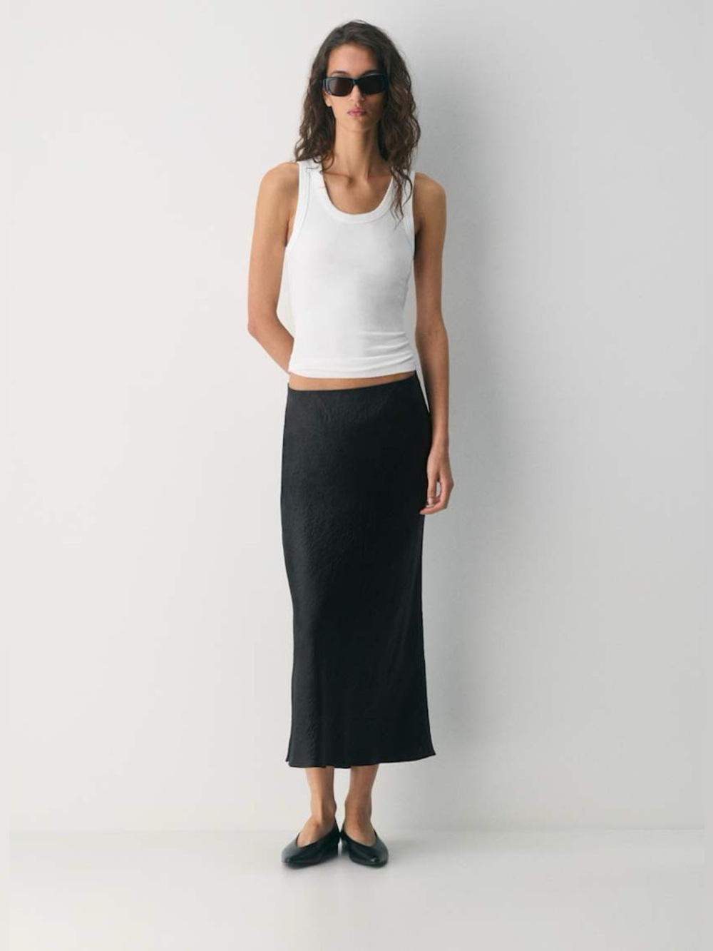 Aritzia Babaton Satin Black Midi Slip Skirt Size 16